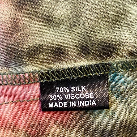 Boho tie wrap top. Indian silk. Bell sleeves. Crop top Tie--Dye. 60’s Hippie - Picture 4 of 8